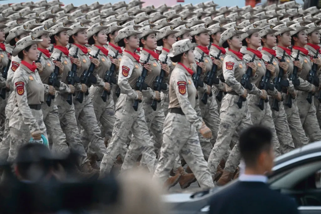 2 millions de soldats et 275 milliards : la stratégie militaire de la Chine face aux États-Unis