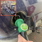 Prix de l'essence : la hausse suscite une vague de mécontentement