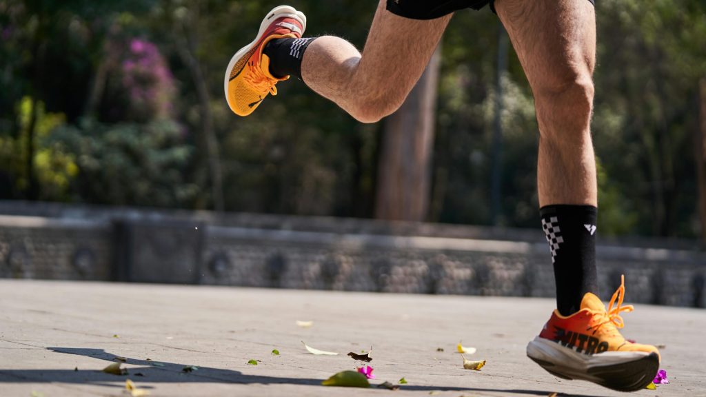 Course à pied : conseils pratiques pour débuter et choisir vos chaussures adaptées