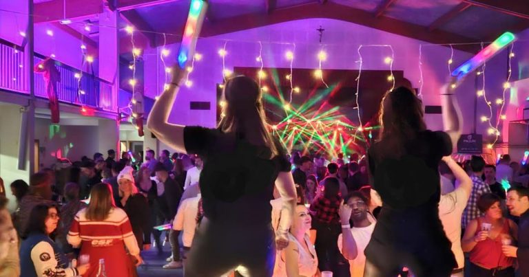 Helfrantzkirch. Soirée fluo à la salle polyvalente