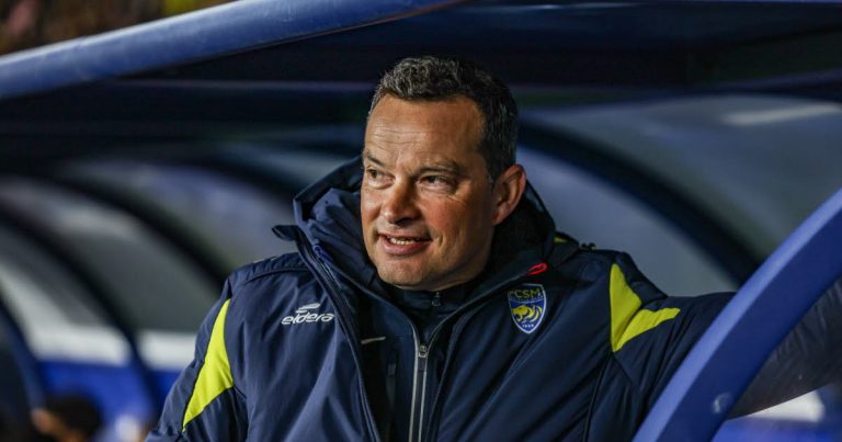 Football - National : Vincent Hognon réagit après Sochaux - QRM et évoque les egos mis de côté