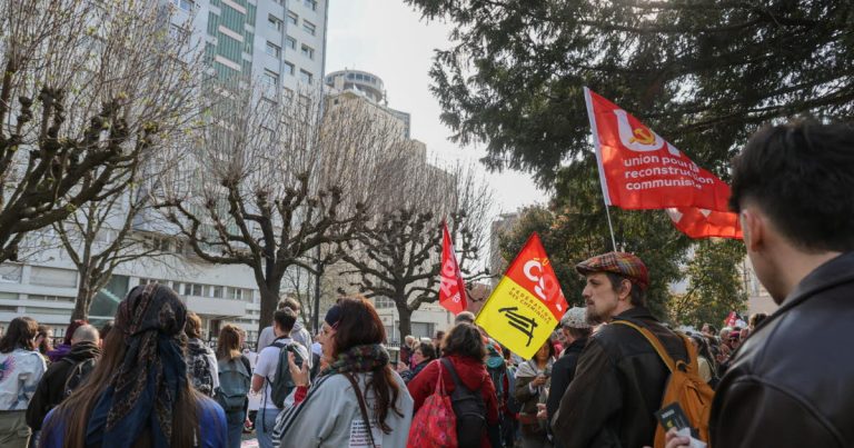 Sud Alsace : 200 personnes mobilisées à Mulhouse pour une société antiraciste et solidaire