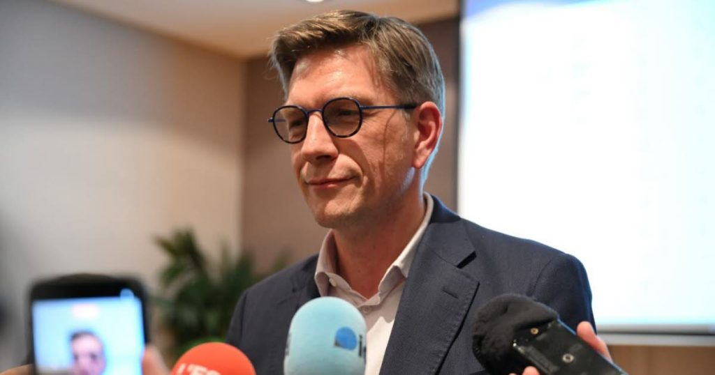 Municipales 2026 : Mathieu Klein réélu maire de Nancy avec 49,68 % des voix