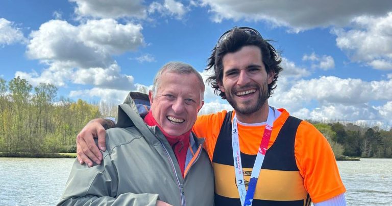Aviron - Championnats de France bateaux courts. Téo Rayet (Régates mâconnaises) à nouveau champion de France, le Chalonnais Grygoriy Milyutin en argent