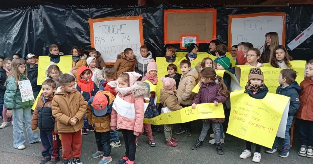Luriecq : fermeture de classe à l'école, les parents s'organisent pour réagir.
