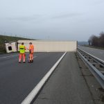 Un camion de 44 tonnes se retourne sur l'A36 en contresens : plusieurs kilomètres de bouchons ce vendredi matin