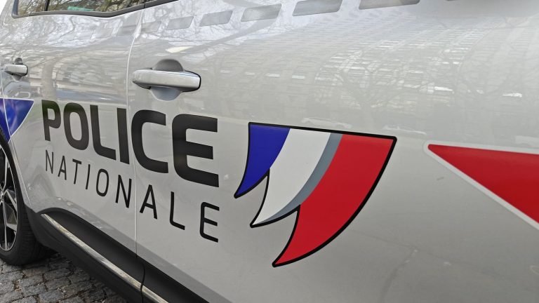 Un commerçant blessé par balles à Marseille, deux adolescents de 14 et 15 ans arrêtés