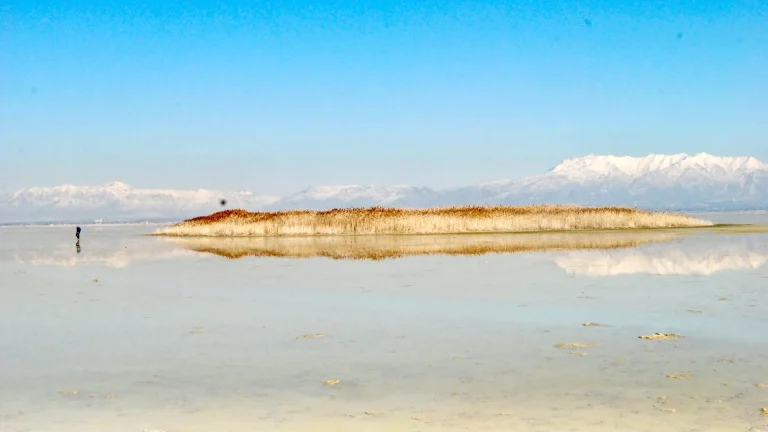 Un vaste réservoir d'eau douce découvert sous le Grand Lac Salé.