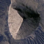 La pyramide sur Mars révélée par la NASA : des secrets dévoilés depuis 2001