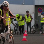 Une vélo-école pour aider les femmes adultes à apprendre à faire du vélo