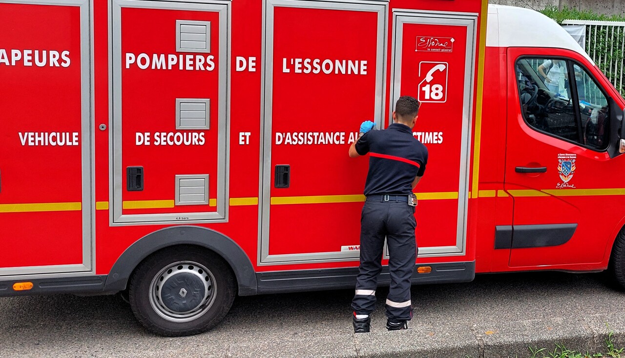Essonne : deux blessés hospitalisés suite à un incendie dans une maison.