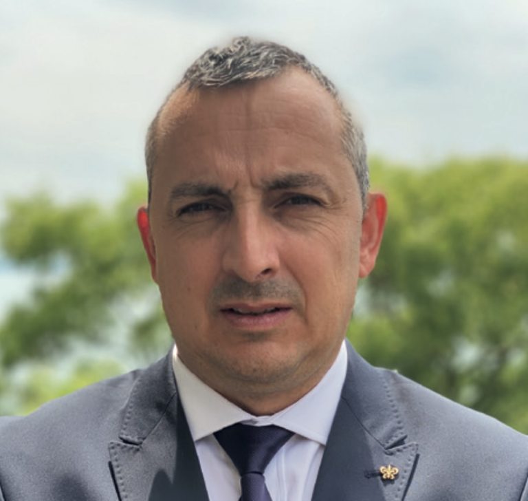 Delfim Santos : l'essence d'une grandeur authentique - Le Monde Économique