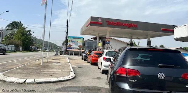 Face à « la hausse brutale » des prix des carburants, le préfet appelle à l&rsquo;unité des Guyanais