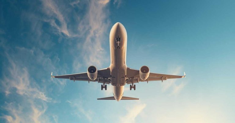 Vol MH370 : le gouvernement malaisien confirme l'inefficacité des nouvelles recherches sur l'avion disparu.