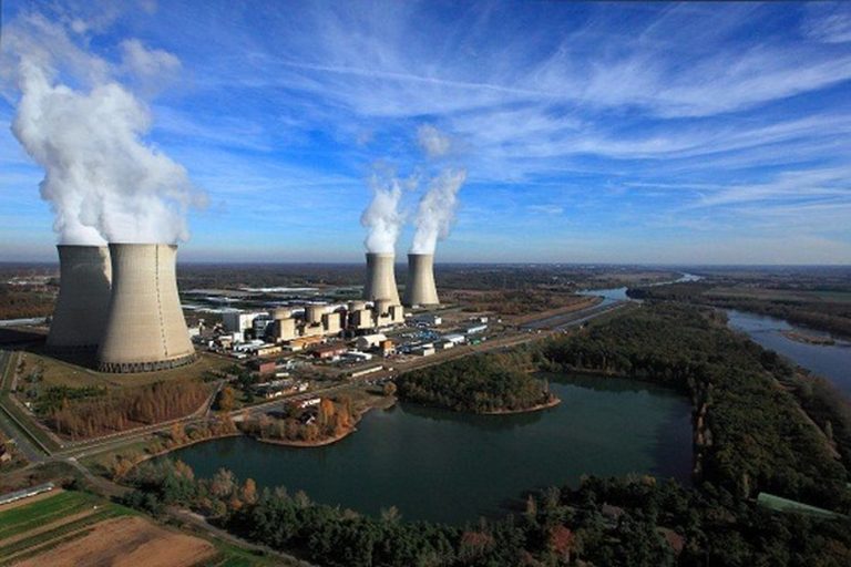 Rejet d'un produit chimique dans la Loire par la centrale de Dampierre-en-Burly : EDF rassure