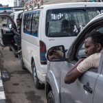 Quand le pétrole s'enflamme : les villes RN plongent dans l'absurde, entre profits et rationnements !