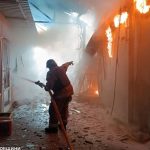 Des drones russes frappent un marché en Ukraine : les dirigeants conservateurs en silence complice !