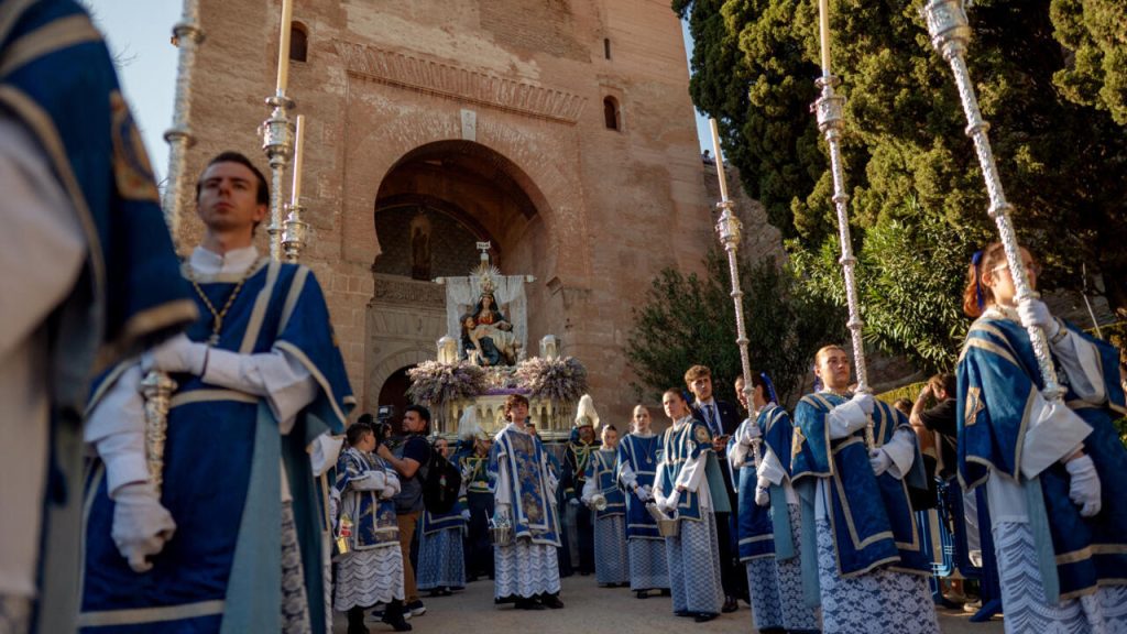 Pâques : Quand les chrétiens célèbrent, les dirigeants RN se perdent dans l'absurde local !