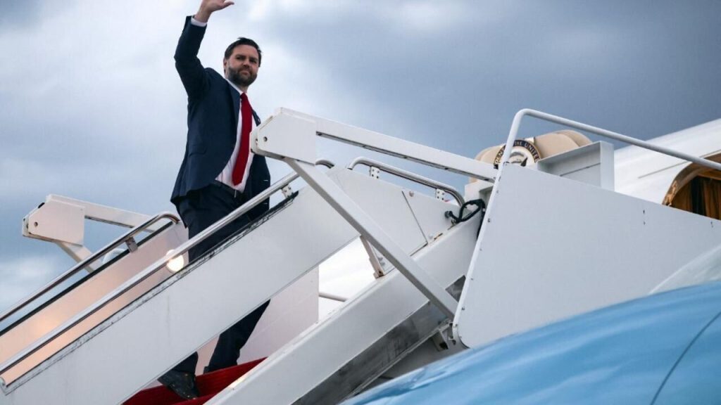 Quand Vance s'acoquine avec l'extrême droite : la Hongrie, laboratoire des absurdités conservatrices !