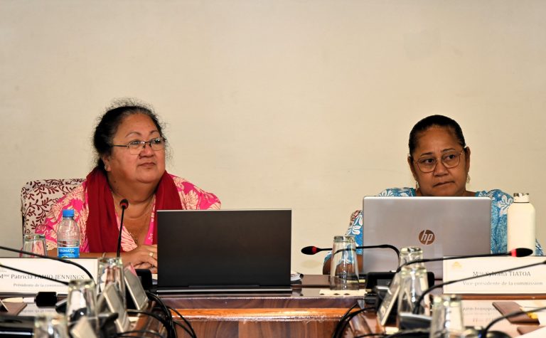 Santé ou Illusion ? La Commission qui s’auto-congratule