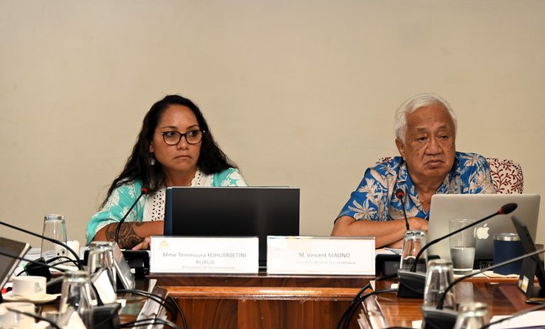 Quand la bureaucratie se prend pour un catamaran