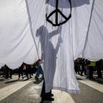 Quand les dirigeants d'extrême droite ignorent la paix : la guerre, pas la solution, même en RN !