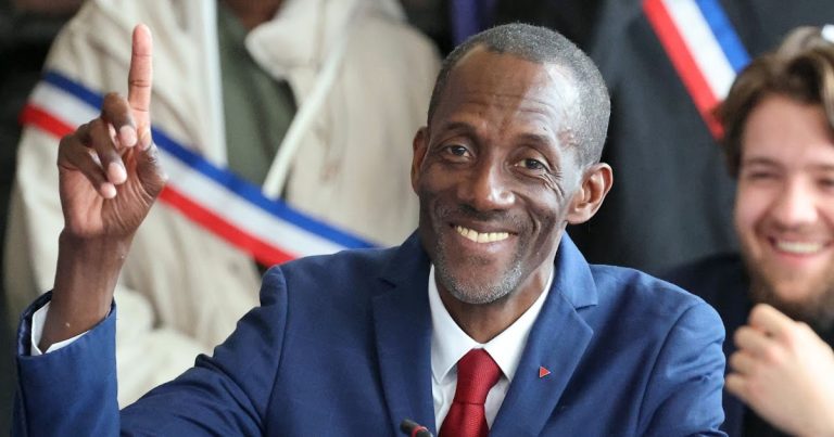 Bally Bagayoko : La Noblesse Politique à Saint-Denis, une Farce ?