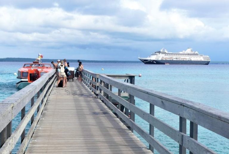 Croisières en Nouvelle-Calédonie : Une Tempête dans un Verre d&rsquo;Eau