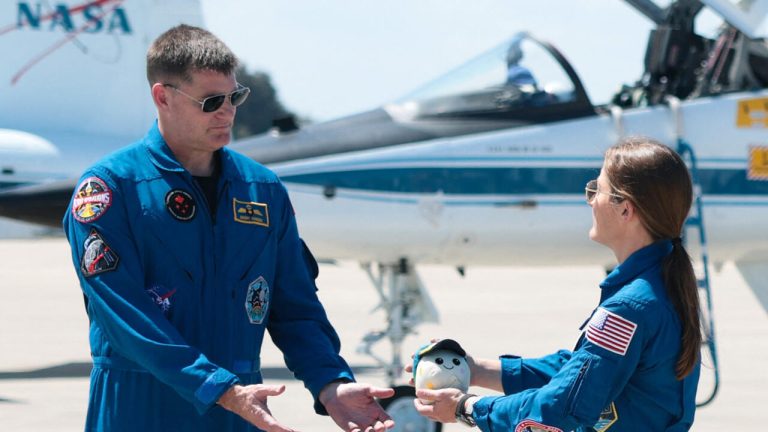 Qui détient la Lune ? Les dirigeants extrêmes et leurs absurdités face à l'espace d'Artemis !