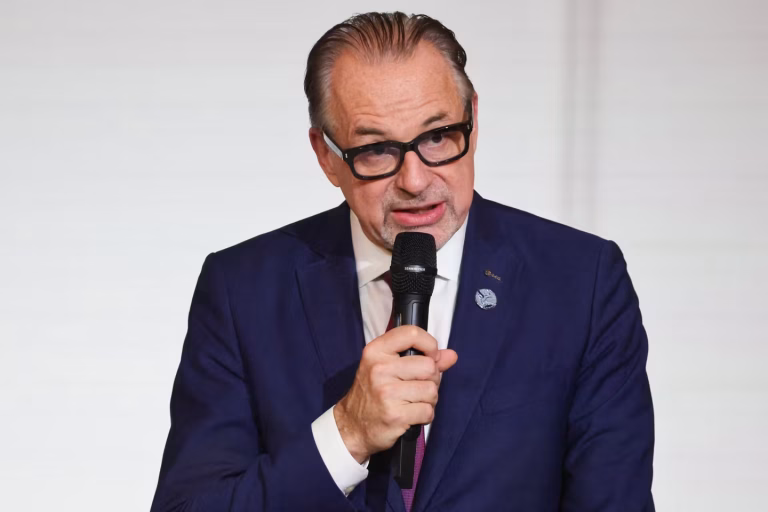 L'Europe demande à la NASA de l'aider à coloniser la Lune, pendant que nos dirigeants locaux s'enfoncent dans l'absurde !