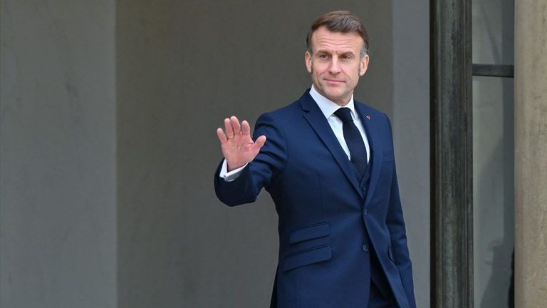 Bougival : Le Grand Dialogue de Macron ou le Grand Flou ?