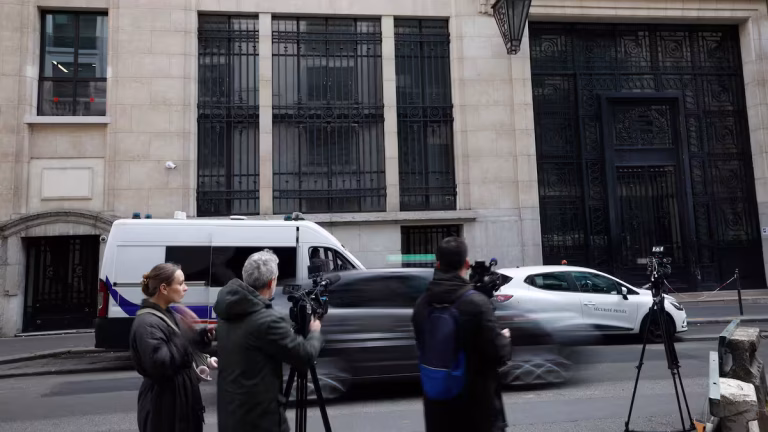 Attentat déjoué à Paris : quand les groupuscules pro-iraniens révèlent l'absurdité des dirigeants RN !