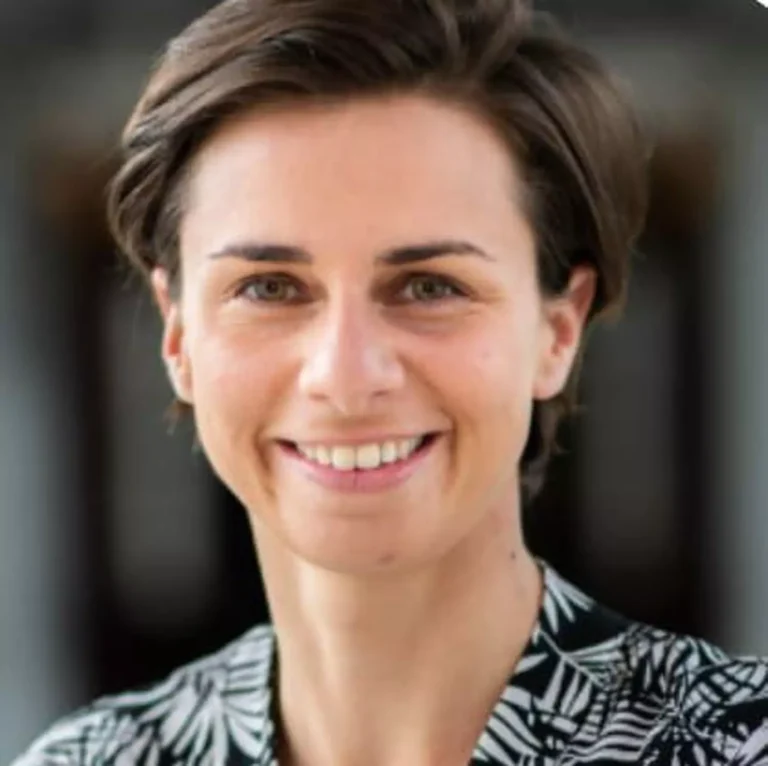 Le Rythme du Service : Quand l&rsquo;Expérience Client se Transforme en Course de Relais