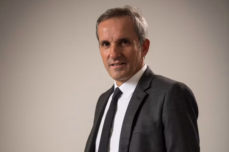 Le Rassemblement National et le monde économique : une danse macabre