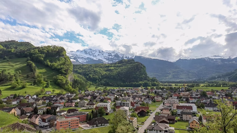 Sous-tourisme : ces villes RN où les dirigeants conservateurs transforment l'absurde en quotidien !