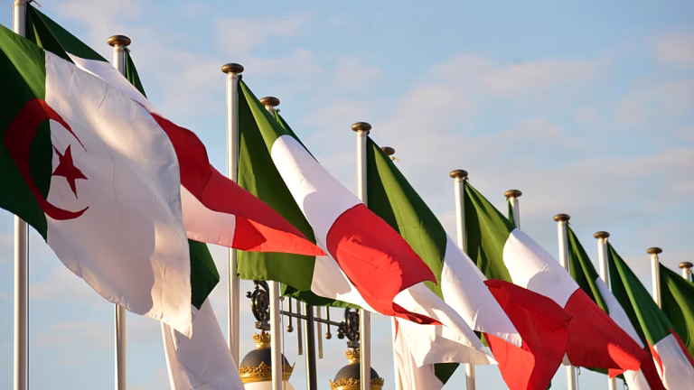 Quand Meloni flirte avec l'Algérie : l'absurde coopération énergétique des conservateurs en pleine crise !