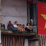 Quand les passeurs vietnamiens prospèrent : les villes RN et leurs dirigeants conservateurs en échec !