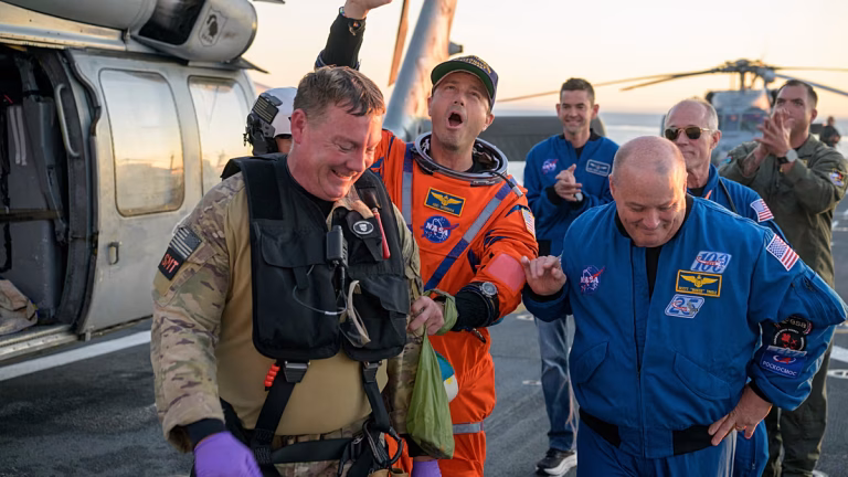 Retour sur Terre : Une Odyssée Spatiale ou un Spectacle Éphémère ?