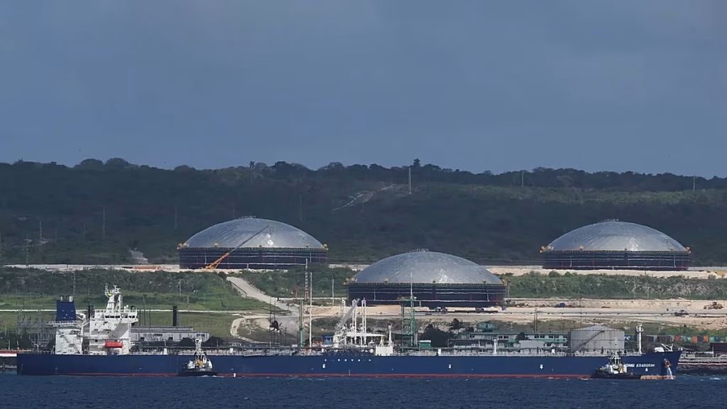 Quand la Russie envoie un pétrolier à Cuba, les dirigeants RN se perdent dans l'absurde local !