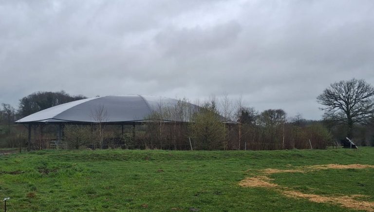 La Roundhouse de Saint-Priest-la-Feuille : Une Innovation Déconcertante
