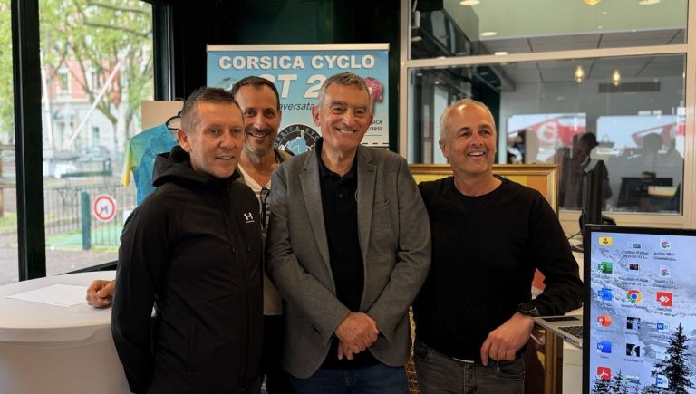 La Corsica Cyclo GT20 : Quand le Tourisme Sportif Flirte avec l&rsquo;Absurde