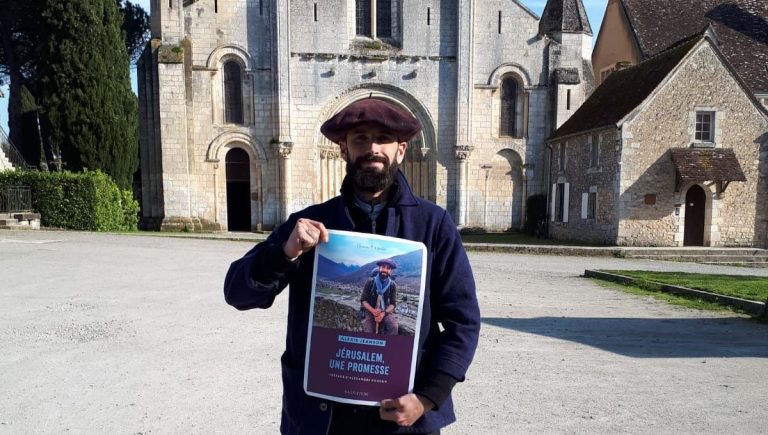 7000 km à pied à travers 14 pays : le parcours fascinant d&rsquo;Alexis vers Jérusalem