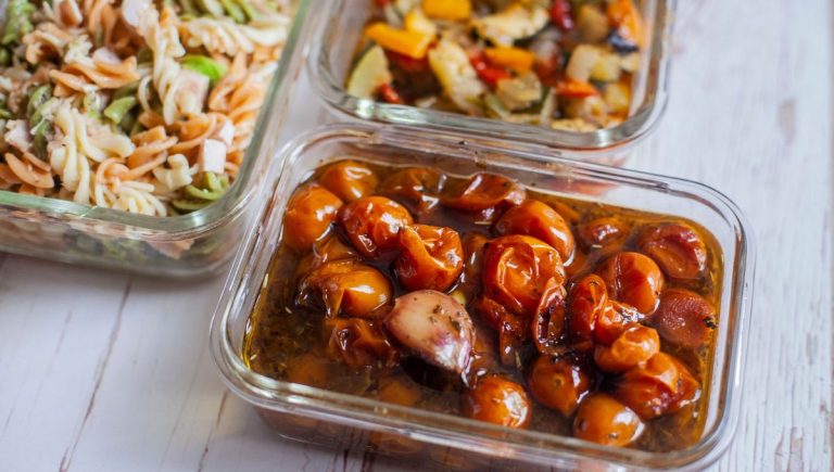 Le Batch Cooking : Une Solution Pratique ou un Défi ?