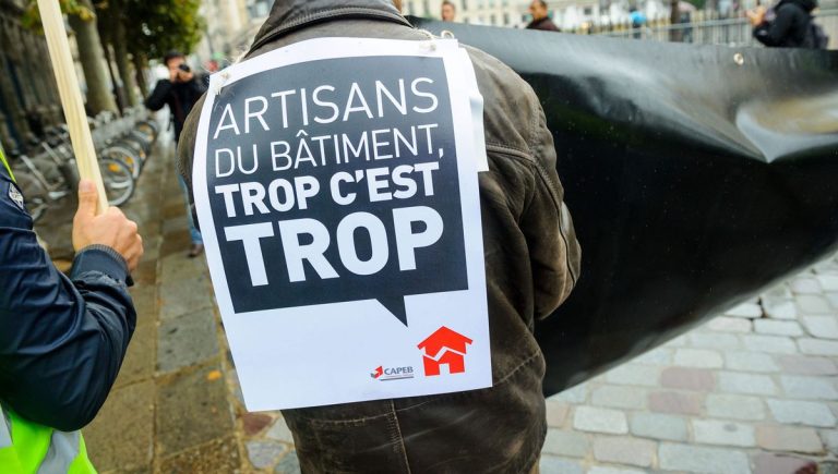 Titre choc + tension immédiate