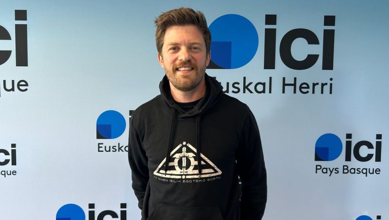 Eñaut Castagnet : un monstre inattendu émerge du lac de St-Pée-Sur-Nivelle