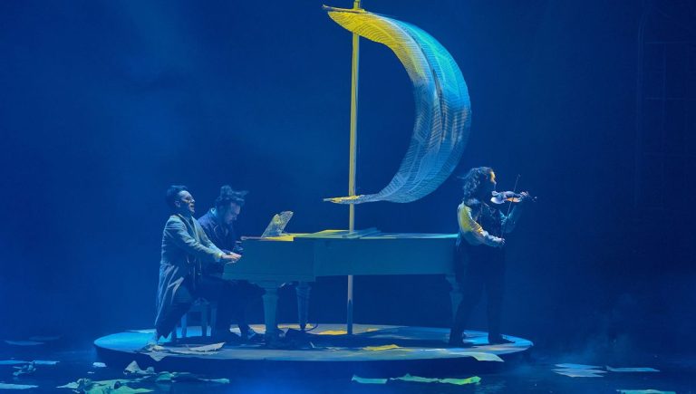 Les Virtuoses : Quand la Tempête Rime avec Manipulation