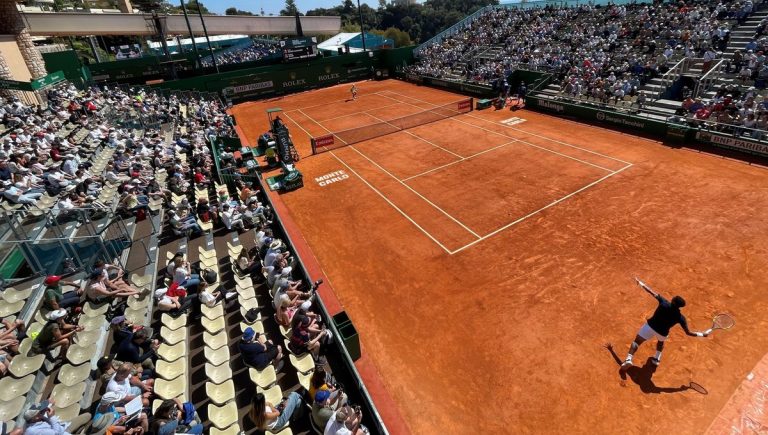 Les petits métiers de l&rsquo;ombre au Rolex Masters : entre pression et faux billets