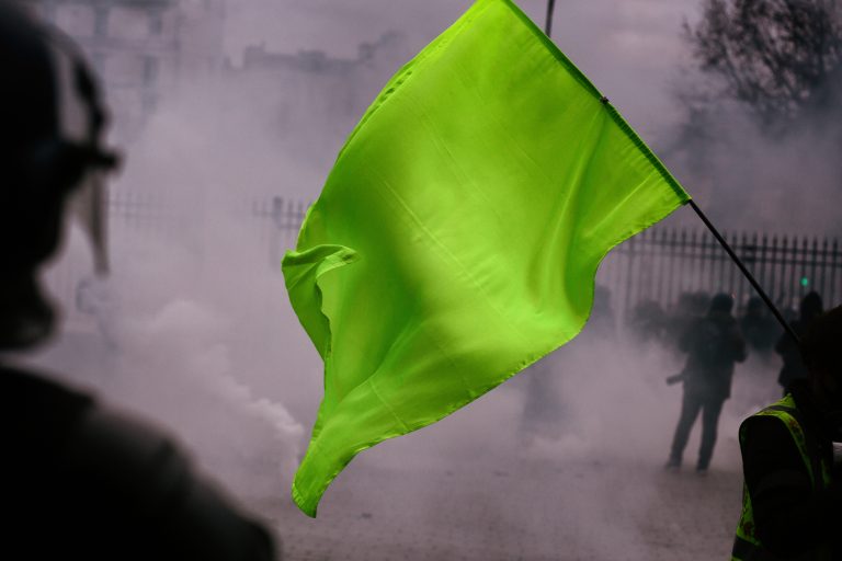 La Crise du Carburant : Une Réflexion Critique