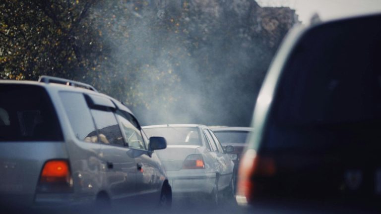 ZFE : Quand la Pollution Devient un Choix Politique