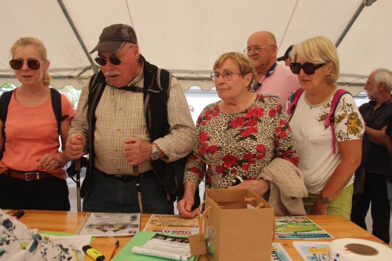 Succès de la randonnée gourmande organisée par l&rsquo;association du comice à St-Rémy-de-Sillé